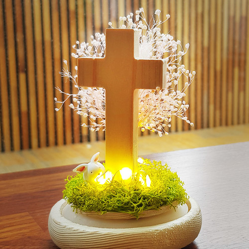 LED 원목 십자가 - 프리저브드 드라이플라워 무드등(핑크)