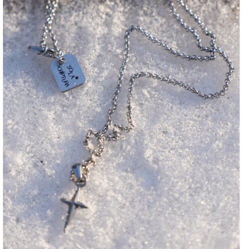 SOLA SCRIPTURA CROSS BASIC NECKLACE